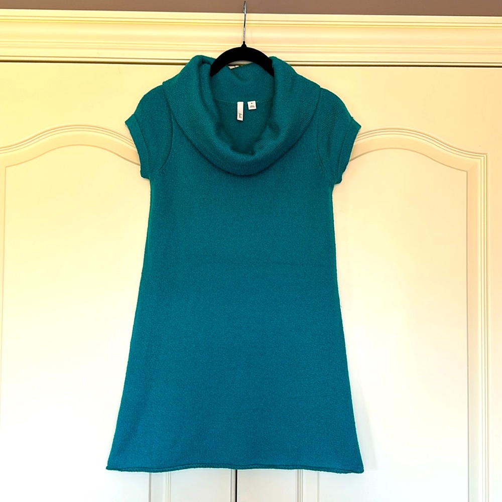 Teal cowl neck tunic, short sleeve, flare bottom
